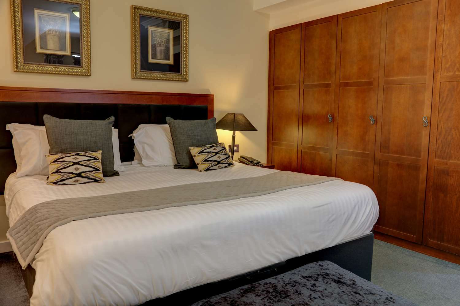 Wild Pheasant Hotel & Spa Llangollen Exterior foto